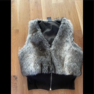 Women’s fury vest